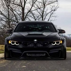 Meet your Posher, Thomas